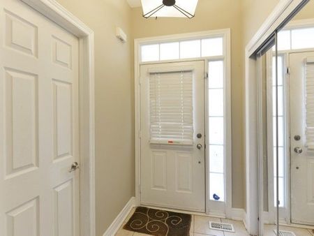 For Lease - 49 Pergola Way, Brampton, Ontario - Photo 3