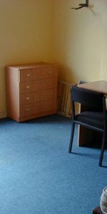 2 bedroom house to rent - Photo 3