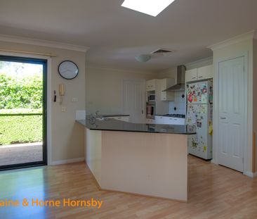 APPLICATIONS APPROVED - DEPOSIT RECEIVED ! This modern family home ... - Photo 5