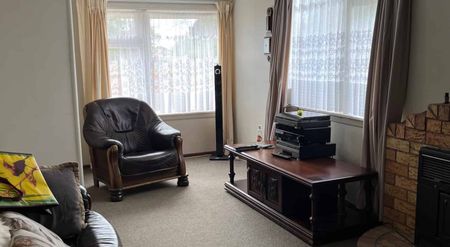 TWO BEDROOMS - SHANNON - Photo 2