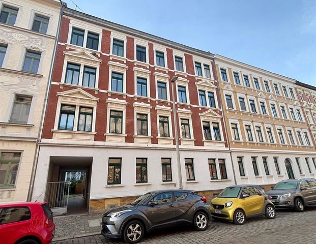 TOP - Apartment, EBK möglich, Laminat, ruhig gelegen - Foto 1