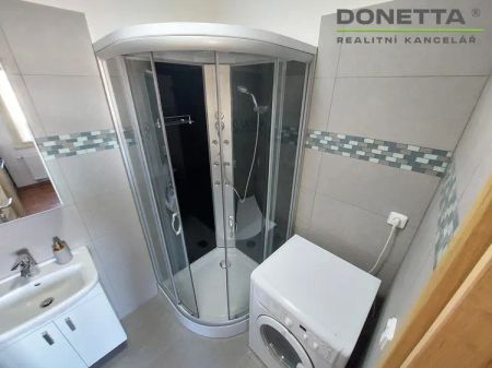 Pronájem nového bytu 2+kk, balkón – Masarykovo náměstí, HK - Photo 4