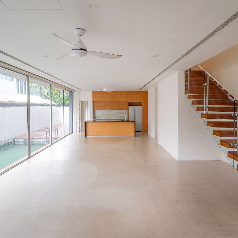 Michaels' Residences (D23), Detached - For Rent - Photo 1