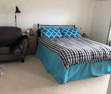 South Perth - Photo 3