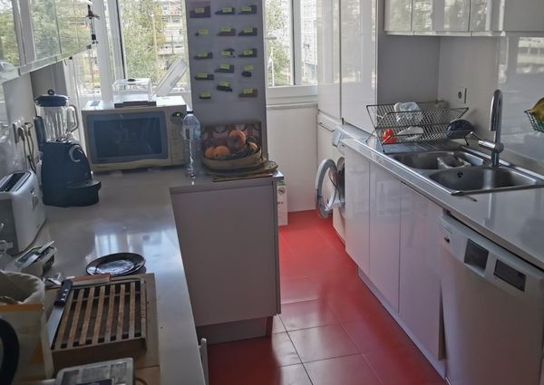 Room for rent with private WC Lisboa Alvalade