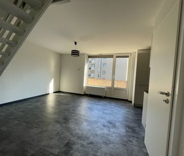 2.5 pièces en duplex avec cachet - Photo 4