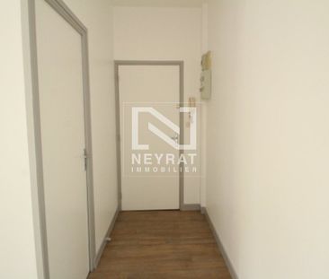 Location Appartement 1 pièce 37m² AUTUN 71400 - Photo 3