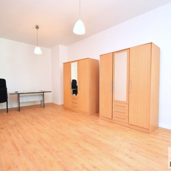 Centrum Południe, Plac Krakowski, 6, 41-800 - Фото 1