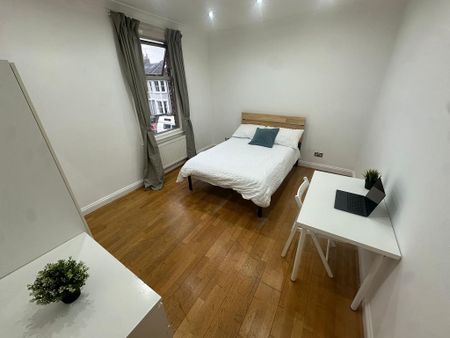 5 bedroom house share to rent - Photo 2