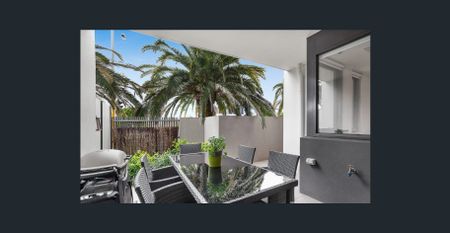 Fully Furnished - Photo 2