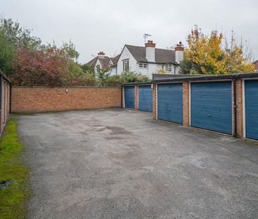 Epsom Road, Leatherhead, KT22 - Photo 1