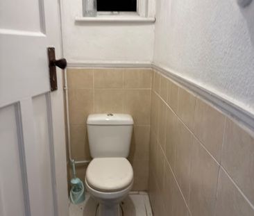 Room in a Shared House, Waverley Gardens, NW10 - Photo 2