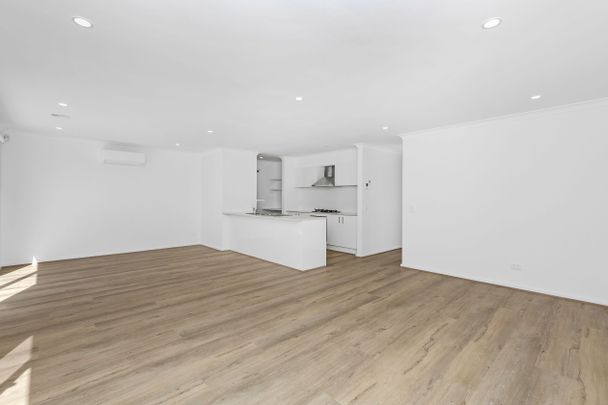 Convenient Low Maintenance Living! - Photo 1