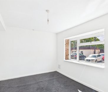 3 bedroom apartment to rent - Photo 6