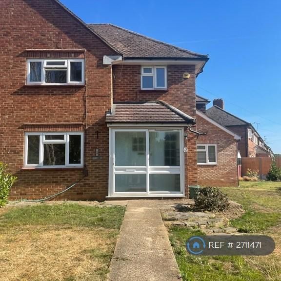 6 bedroom semi-detached house to rent - Photo 1