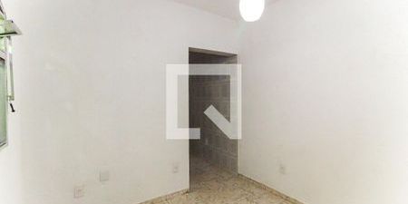 Casa para alugar com 90m², 2 quartos e sem vaga - Foto 3