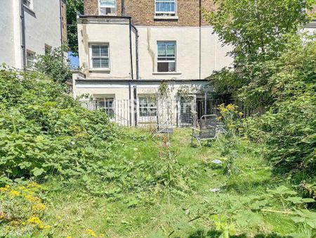 3 bedroom flat to rent - Photo 4