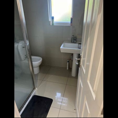 4 Bed Terraced House, London Road, CR7 - Photo 4
