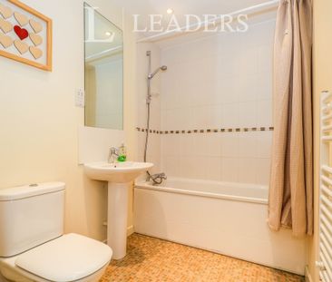 2 bedroom apartment to rent Heritage Way, Gosport, PO12 - Photo 2
