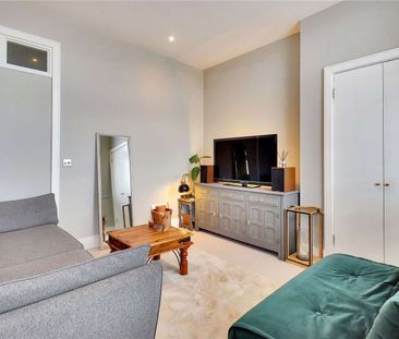 Spacious two bedroom apartment in central Tunbridge Wells with unde... - Photo 1