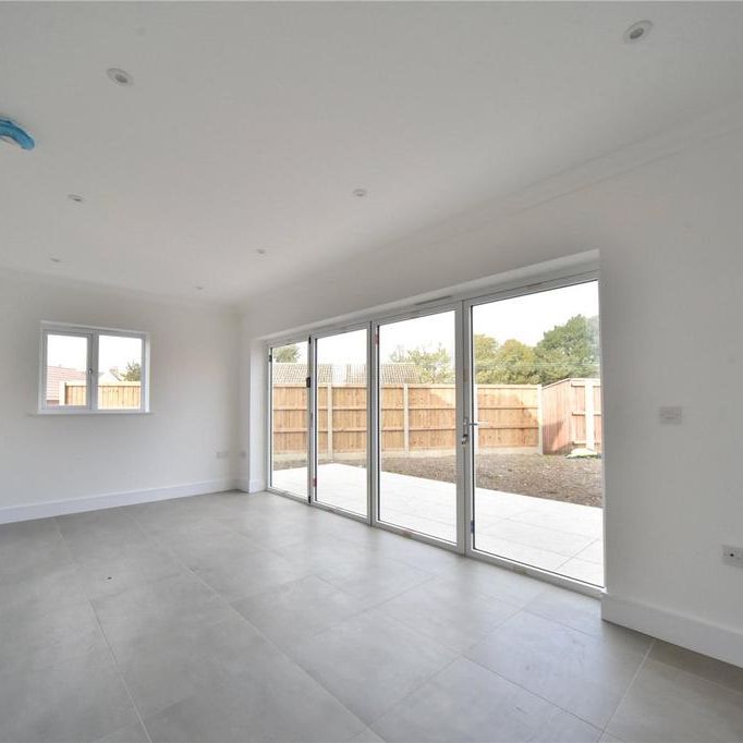 2 bedroom semi-detached house to rent - Photo 1