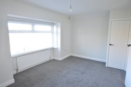 2 Bed Semi-Detached House, Newlands Road, S12 - Photo 2