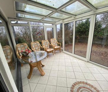 Vorankündigung: Große EG-Wohnung mit Garten & Wintergarten - Photo 6