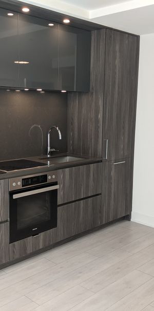 NEW LISTING AT NOBU - Photo 1