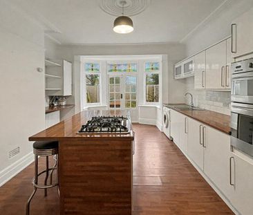 1 bedroom ground floor flat to rent - Photo 5