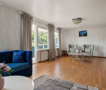 Söderholmsgränd, Skärholmen - Photo 3