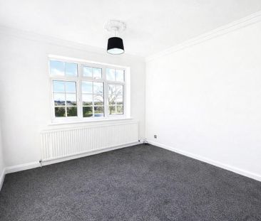 4 bed detached house to rent in Oakleigh Avenue, Hullbridge, SS5 - Photo 6