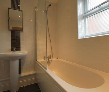 2 bedroom apartment to rent - Photo 6