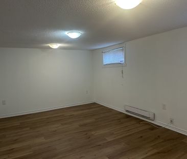 For Lease - 70 Bunnell Crescent, Toronto, Ontario - Photo 1