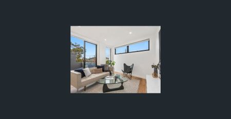 Townhouse In Great Location - Photo 4