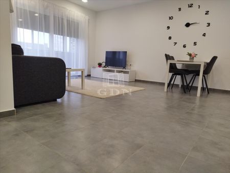 Kiadó új építésű lakás - Komárom - Photo 3