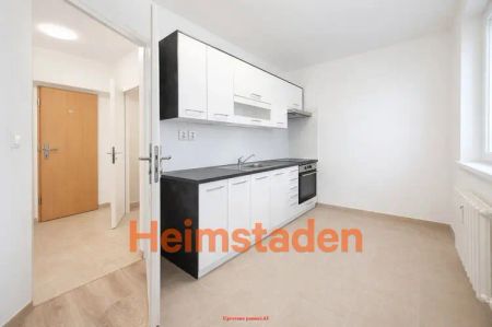 Pronájem bytu 2+kk 39 m - Fotografie 3