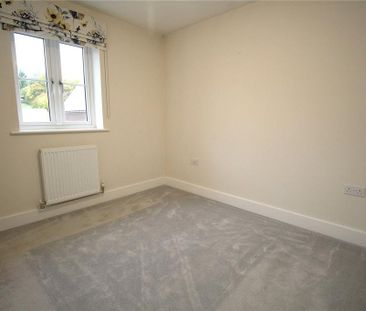 4 bedroom detached house to rent - Photo 5