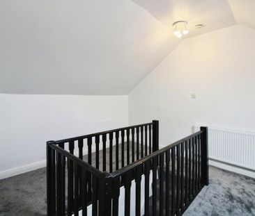 3 bedroom terraced house to rent - Photo 1