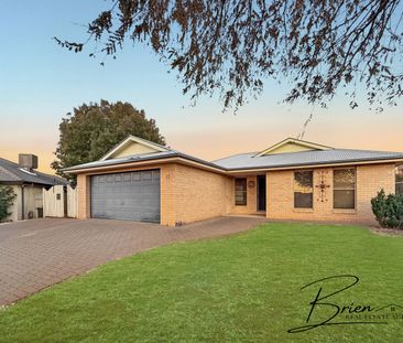 15 Cronin Place, Dubbo NSW 2830 - House For Rent | Domain - Photo 6