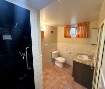 For Lease - 9 Dewlane Drive, Toronto, Ontario - Photo 3