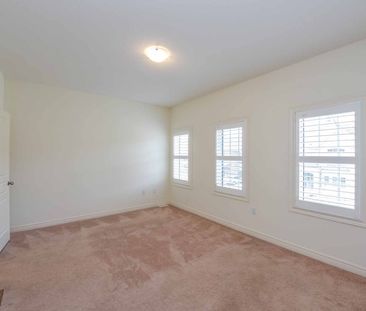 For Lease - 19 Ezra Crescent, Brampton, Ontario - Photo 6