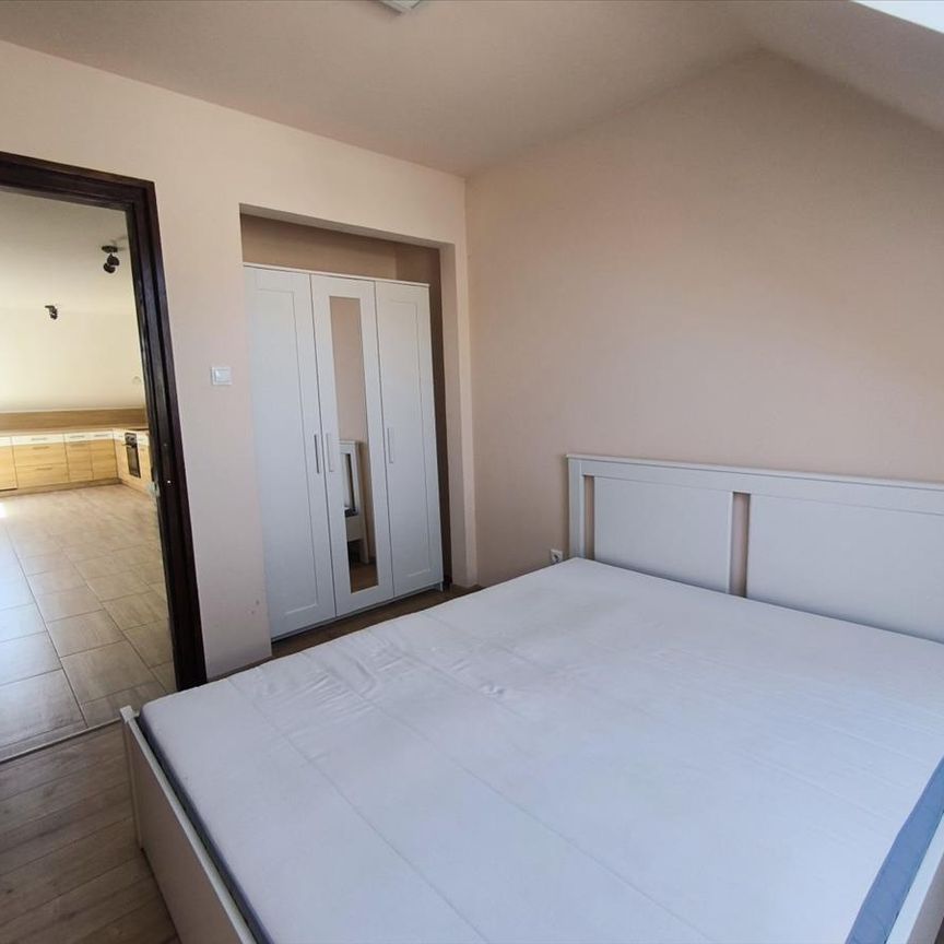 Kiadó felújított lakás - Győr - Fotó 1
