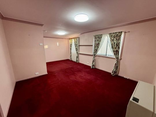 3 Bedroom Home in central location - Photo 1