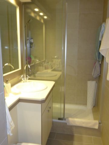 3.5 pièces meublé avec balcon . Location à la saison estivale - Photo 5