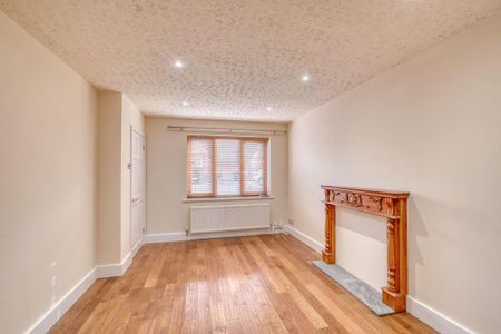 2 bedroom terraced house to rent - Photo 3
