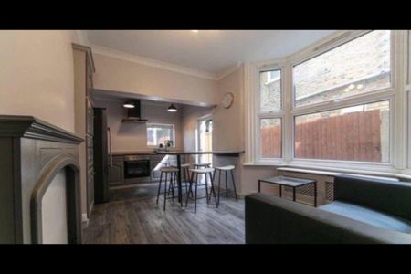 Room in a Shared House, Trundleys Road, SE8 - Photo 2