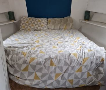 1 Bed House Boat, Rope Street, SE16 - Photo 6