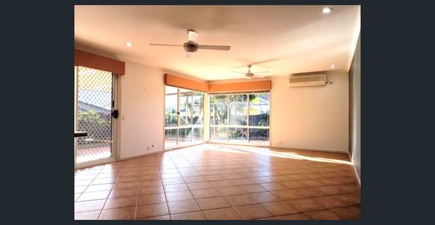 Single Level Living At Its Best - Photo 1