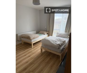 Room in a shared 7-bedroom apartment for rent in Dublin. - Photo 5