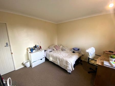 Buckingham Road, Norwich - Photo 5